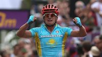 AMP.- Ciclismo/Londres.- Vinokourov saca oro de la emboscada a Cavendish y a España le falta remate