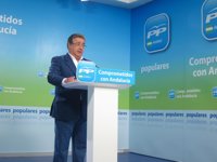 Zoido: "No podemos estar todo el día hablando de los ERE"