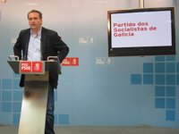 García (PSdeG) acusa a Feijóo de "trilerismo" por la propuesta de reducción de diputados para "perpetuarse en el poder"