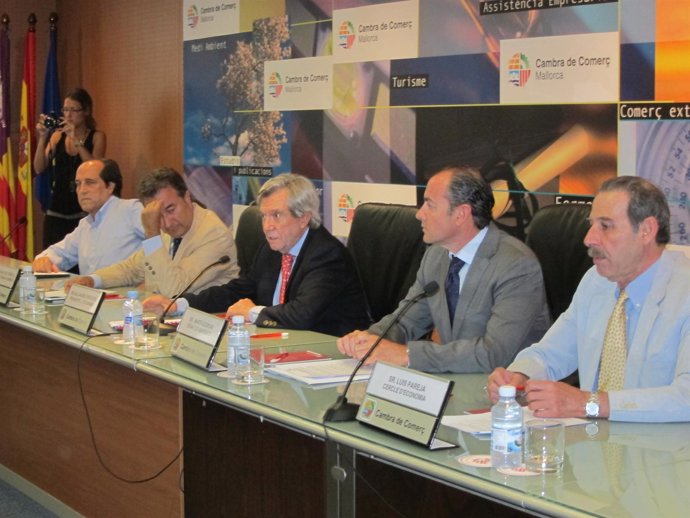 Alejandro Forcades en rueda de prensa