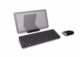 Gama ratón y teclado Wedge para Windows 8 Microsoft