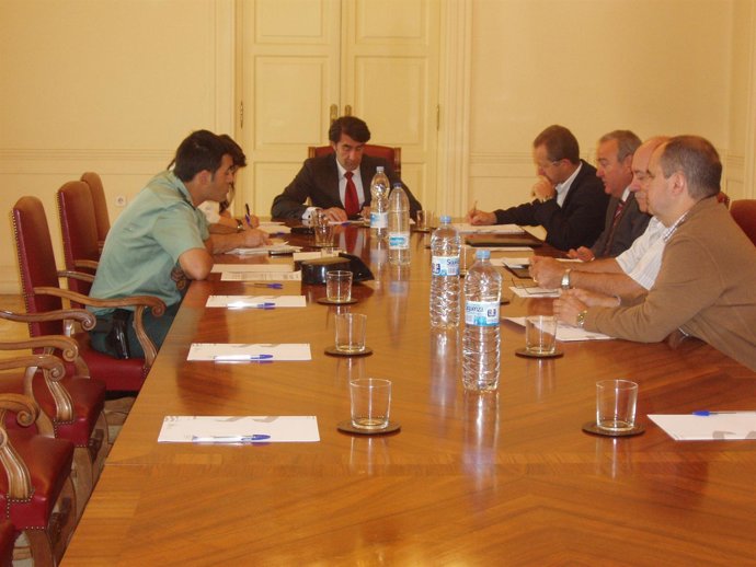  Juan Carlos Suárez-Quiñones Durante La Comisión Provincial De Tráfico.    