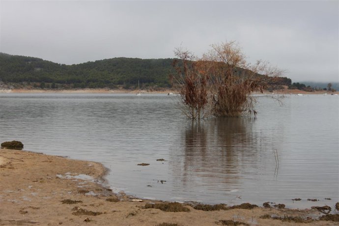 ENTREPEÑAS Y BUENDIA