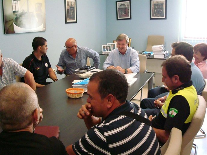 Reunión de García Anguita con los Bomberos hoy