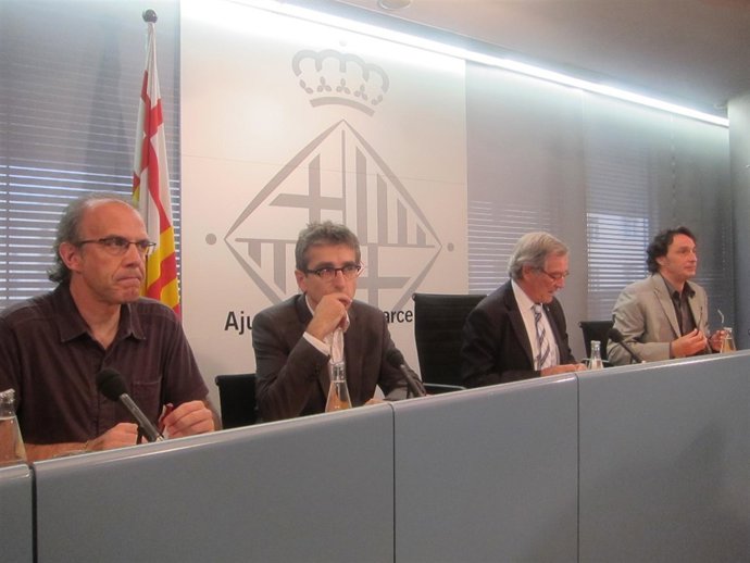 El Alcalde De Barcelona X.Trias Con Portavoces Municipales De Otros Partidos