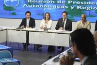 Rajoy logra el "compromiso unánime" de los 'barones' del PP con la agenda reformista y la reducción del déficit público 