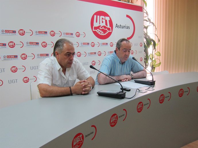 Por la izquierda, López y Fernández, en la rueda de prensa.