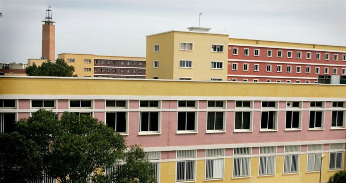 La UPO cierra en agosto como medida de ahorro