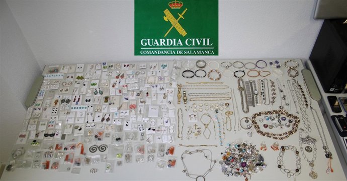 Material intervenido de los robos en joyerías
