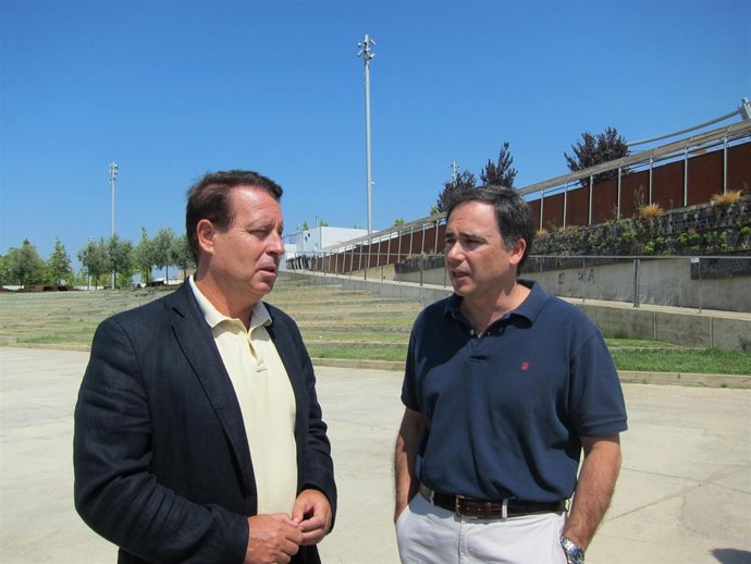  Xavier De Pedro Y Jerónimo Blasco.