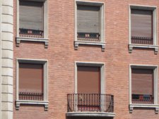 La Vivienda Baja En Todas Las Poblaciones Aragonesas