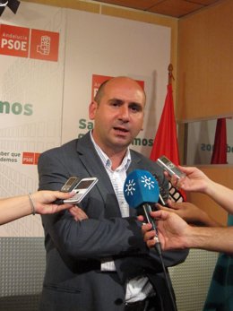 El Secretario De Política Municipal Del PSOE-A, Francisco Conejo.