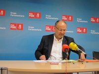 El PSdeG ve "una trampa político-electoral" reducir diputados y propone otros "ahorros"