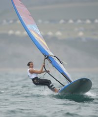 Marina Alabau consolida el liderato en RS:X