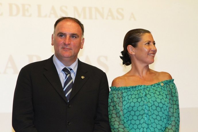 Castilletes de oro Sara baras y Jose Andres