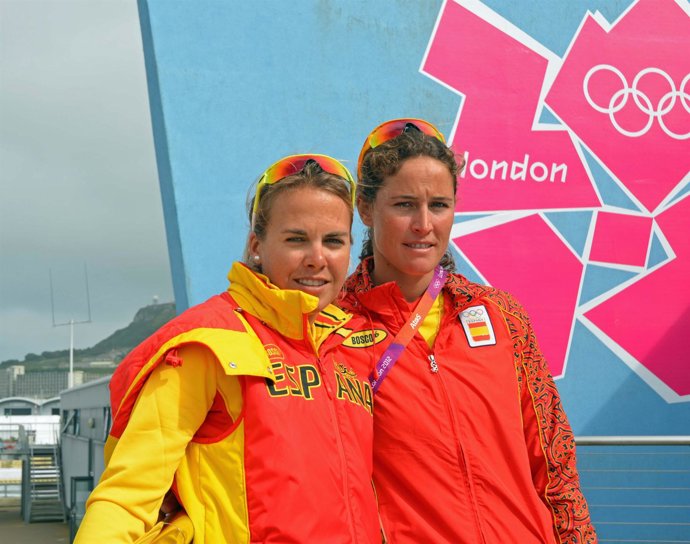 Tara Pacheco y Berta Betanzos vela 470 