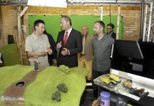 Fabra Visita La Empresa Clay Animation.