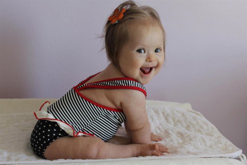 Valentina Guerrero, protagonista de la campaña de Dolores Cortes Kids 