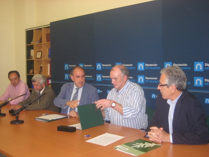 Firma del acuerdo Diputación Itagra.Ct