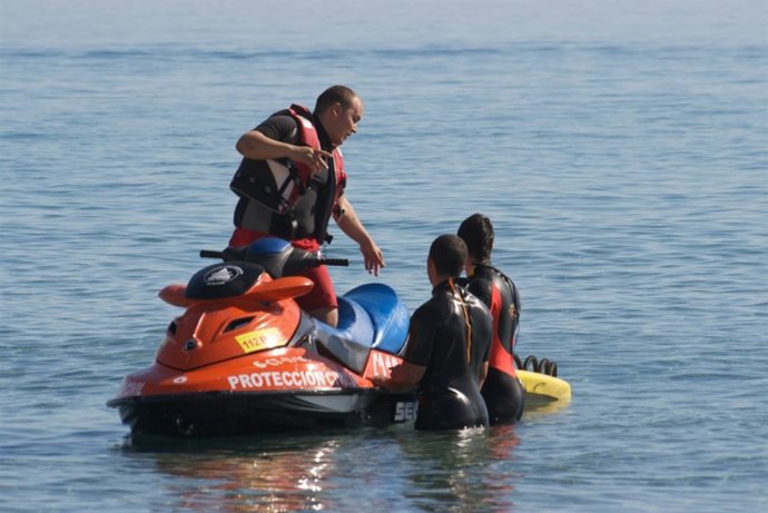 Efectivos Del Servicio De Vigilancia En Playas