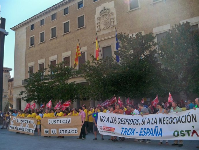 Concentración frente a la Delegación del Gobierno en Aragón