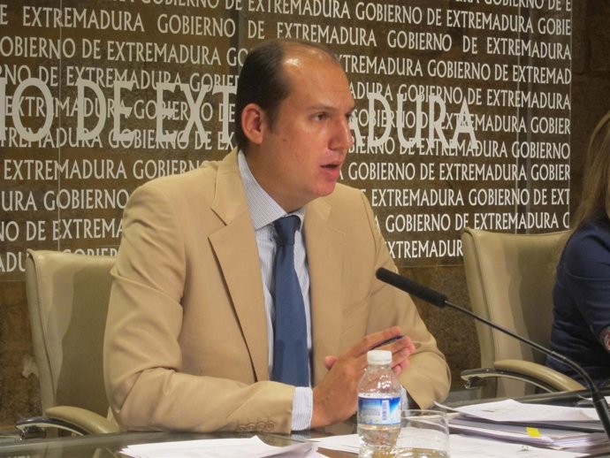 Luis Alfonso Hernández Carrón