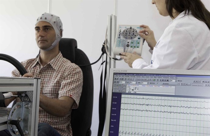 Prueba Del Simulador De Automoción Del Instituto De Biomecánica.