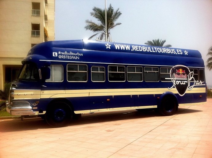 Imagen del 'Red Bull Tour Bus' 