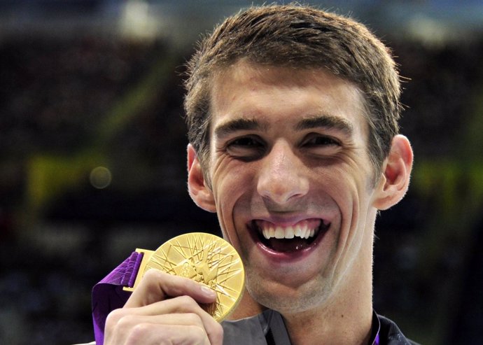 Michael Phelps tras su oro en 100 mariposa