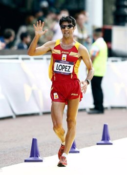 El atleta español Miguel Ángel López acaba quinto en marcha