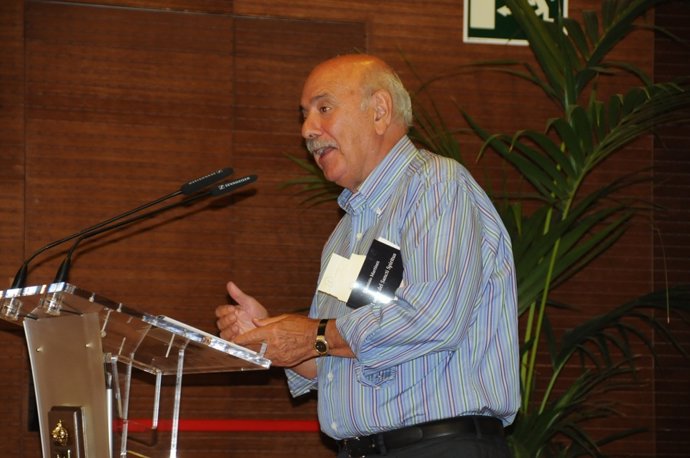 Dionisio Martínez