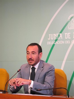 Delegado Del Gobierno De La Junta En Cádiz, Fernando López Gil