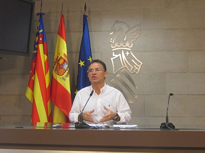 El Conseller Serafín Castellano