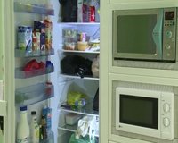 Manglano señala que la Comunidad "por ahora no tiene en sus planes" cobrar a los escolares por llevar el 'tupper'