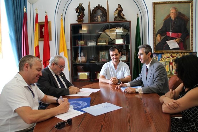 Convenio con la UCAM
