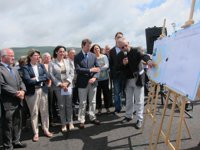 Feijóo ratifica la fecha de 2013 para la autovía de A Costa da Morte para completar la ampliación del puerto de Brens