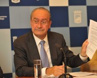 De la Torre insiste en que "nadie puede discutir" las "ventajas" derivadas de la capitalidad