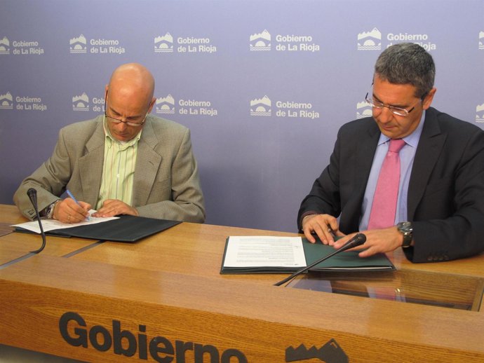 Convenio Gobierno riojano con Unitaxi