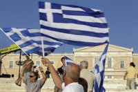 Grecia coloca 812,5 millones con un ligero descenso del interés