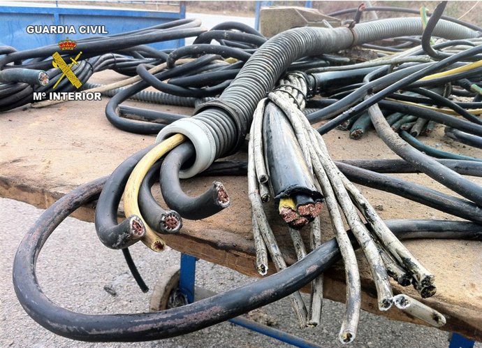 Cable De Cobre Intervenido