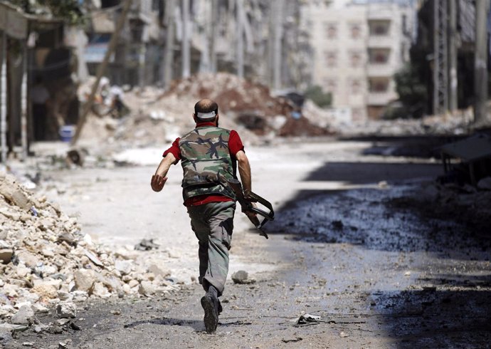 Combates entre rebeldes y el Ejército sirio en el distrito de Salaheddine, Alepo