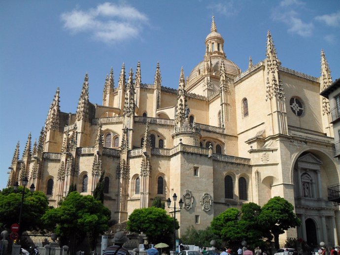 La Catedral De Segovia, Ciudad Patrimonio De La Humanidad