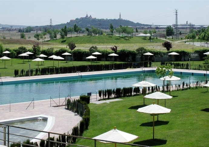 Imagen De Una Piscina De Getafe