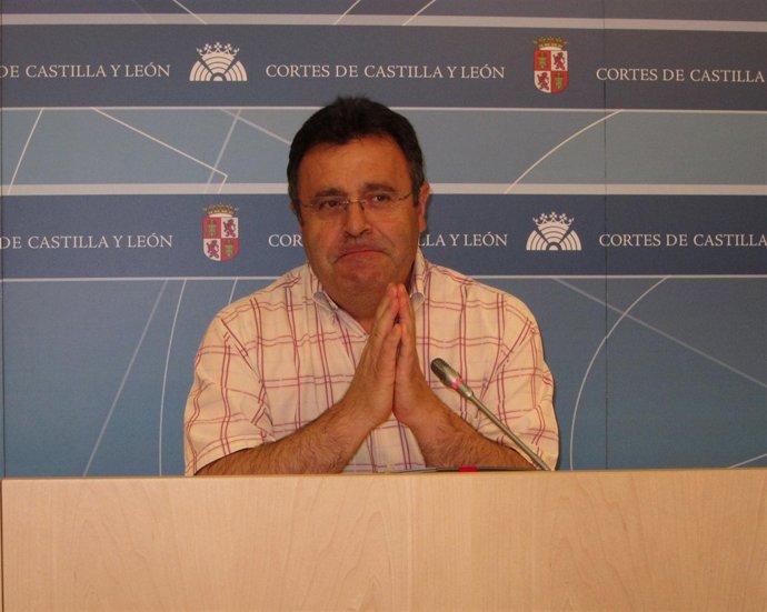 El portavoz de Cultura y Turismo del Grupo Socialista, José I. Martín Benito