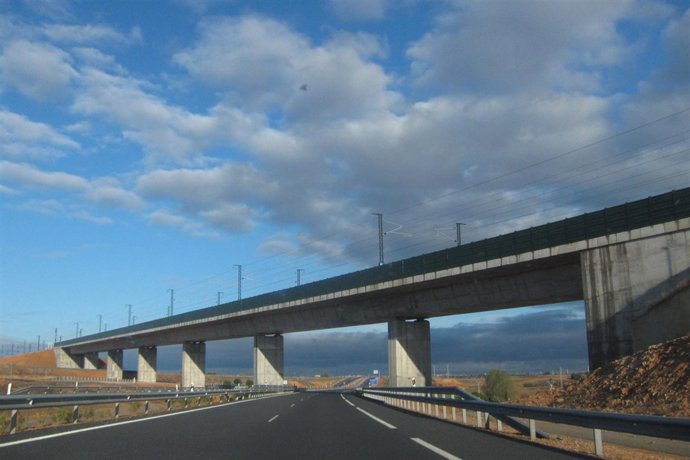 AVE MADRID LEVANTE + AUTOVIA A-41