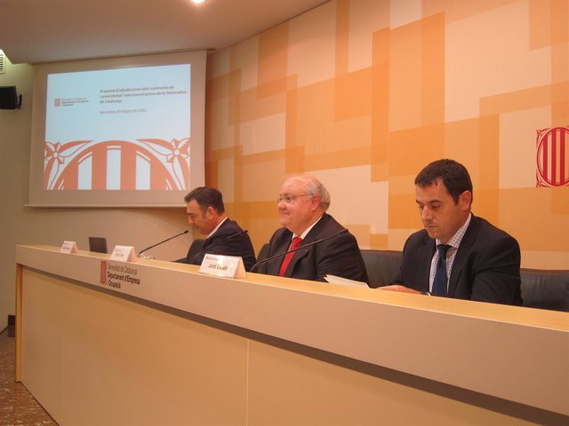 C.Flamerich, E.Colet Y J.Escalé En Rueda De Prensa