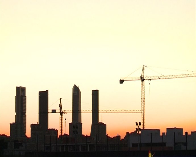 La compraventa de vivienda cae en el mes de junio