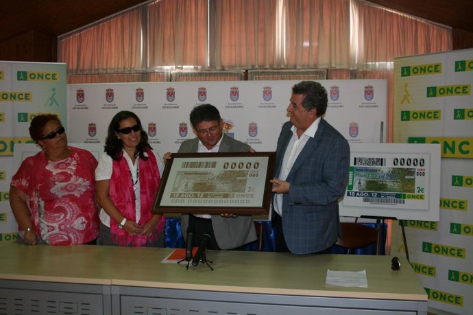 Presentación del cupón dedicado a la Semana Internacional de la Huerta y el Mar