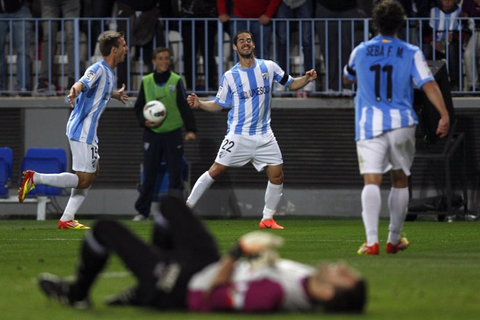 Isco Celebra Un Gol En El Málaga - Racing De Santander