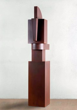 Escultura 'Cabeza Con Collar', De La Colección Del IVAM.